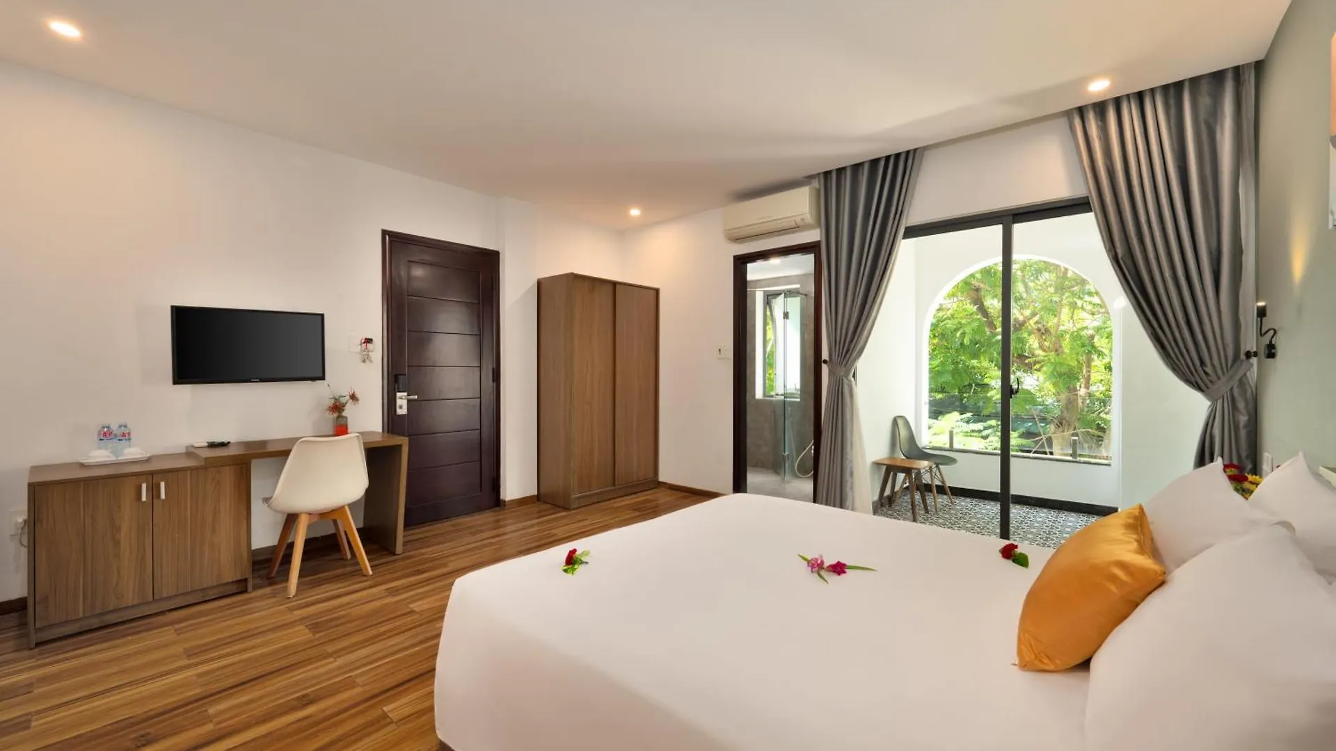 Hoi An January Villa